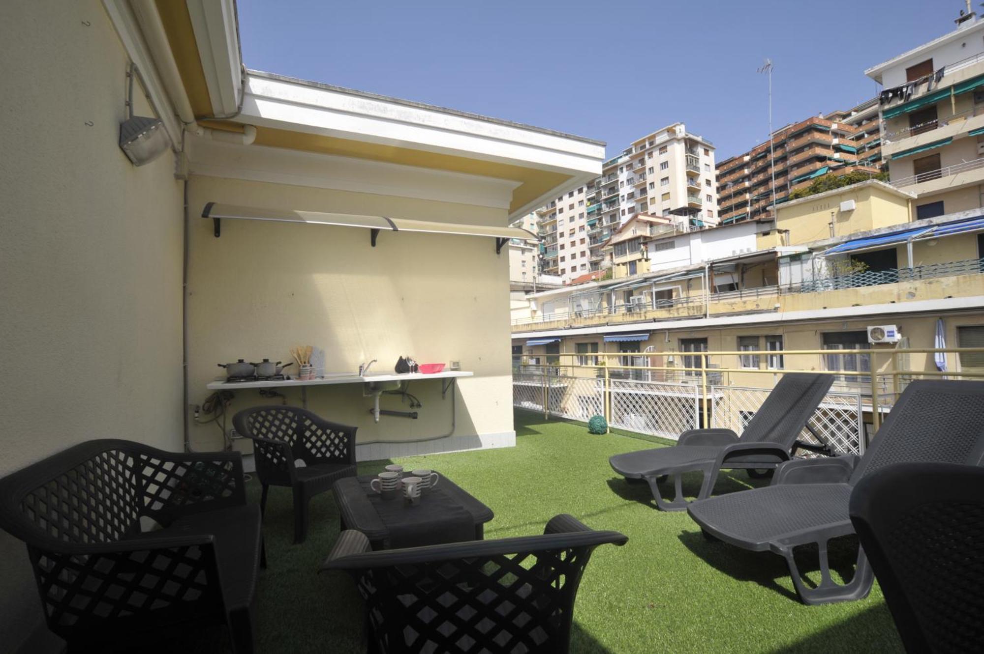 Casa Rosa Lucia Centrale Con Parcheggio San Remo Kültér fotó