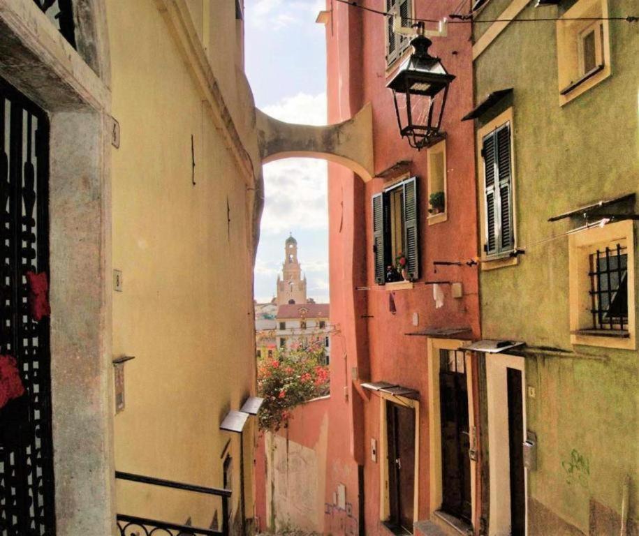Casa Rosa Lucia Centrale Con Parcheggio San Remo Kültér fotó