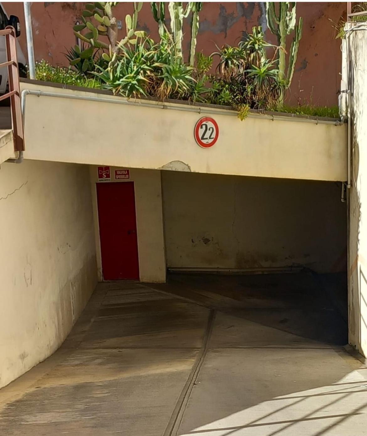 Casa Rosa Lucia Centrale Con Parcheggio San Remo Kültér fotó