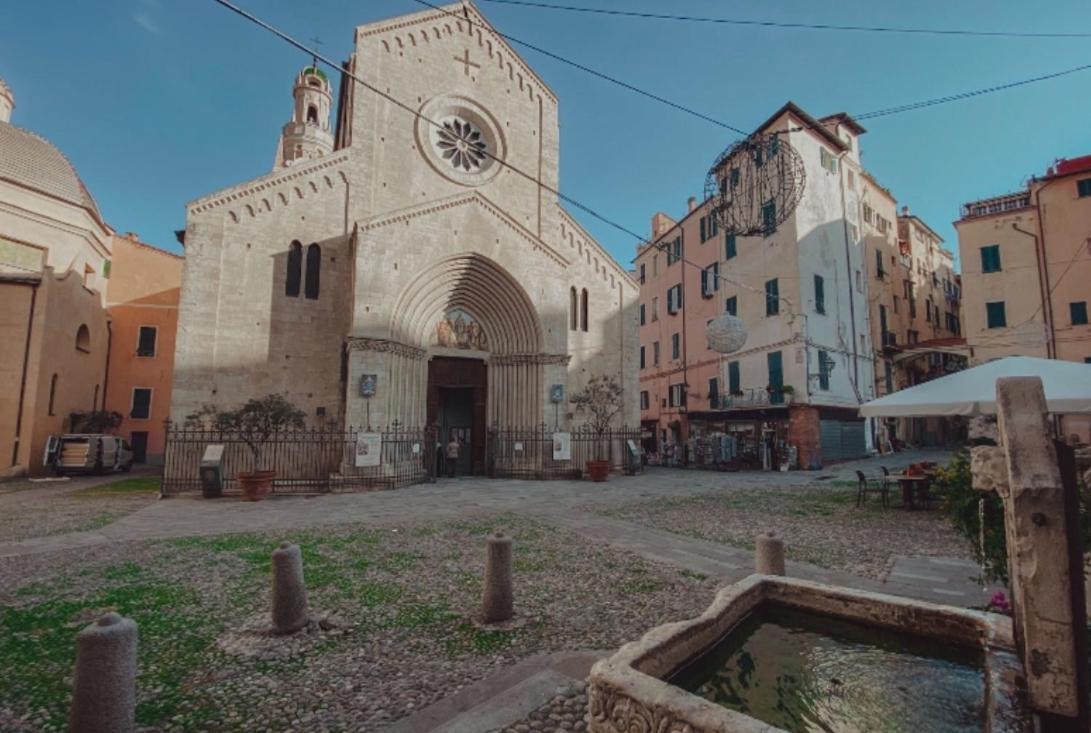 Casa Rosa Lucia Centrale Con Parcheggio San Remo Kültér fotó