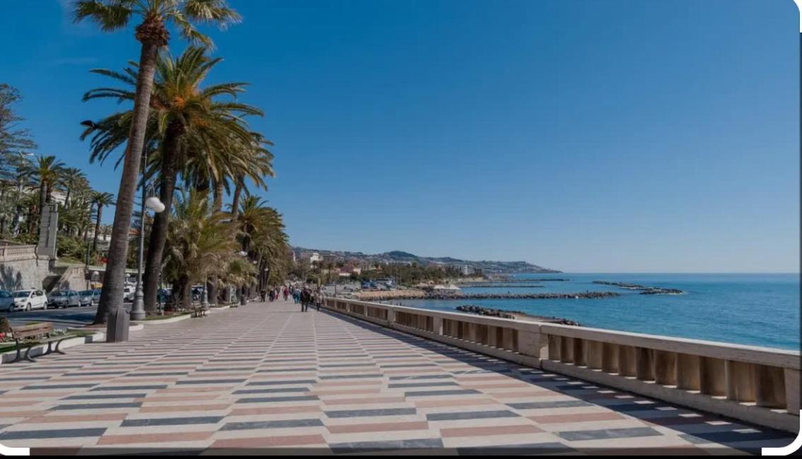 Casa Rosa Lucia Centrale Con Parcheggio San Remo Kültér fotó